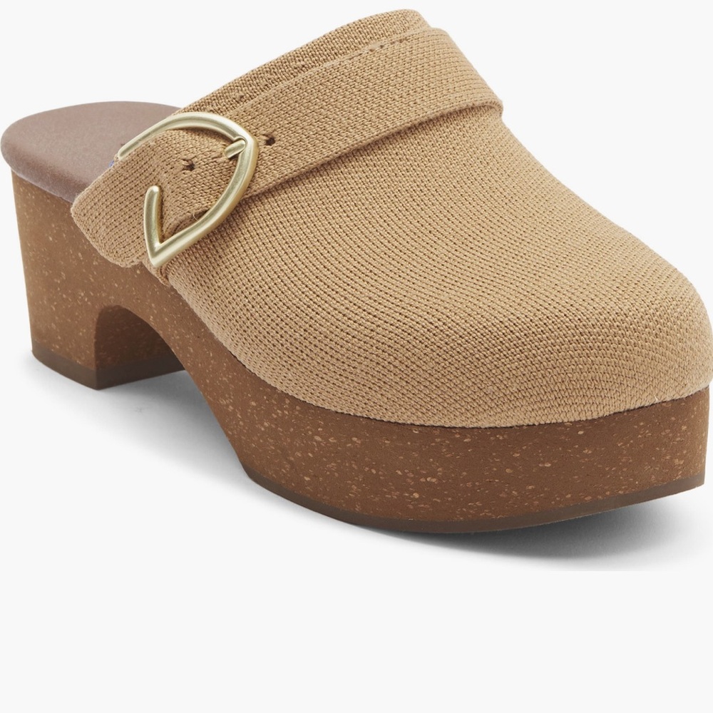 Rothy’s Classic Butternut Clog